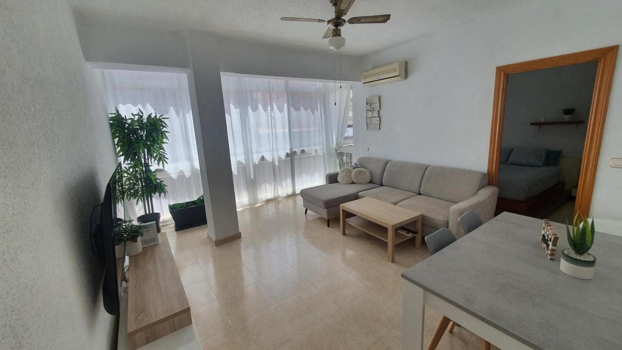 Apartamento céntrico playa estación de tren Málaga Esterno foto